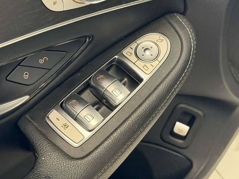 Used 2021 Mercedes-Benz C 300 4MATIC Sedan image 17