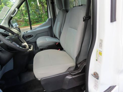 Used 2018 Ford Transit 150 148 Medium Roof RWD image 16