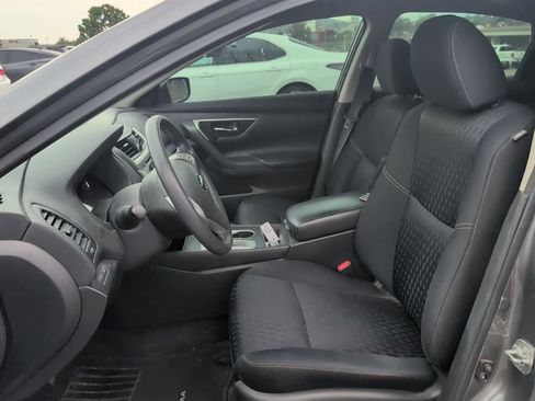 Used 2018 Nissan Altima 2.5 S w/ S Convenience Package FWD image 9