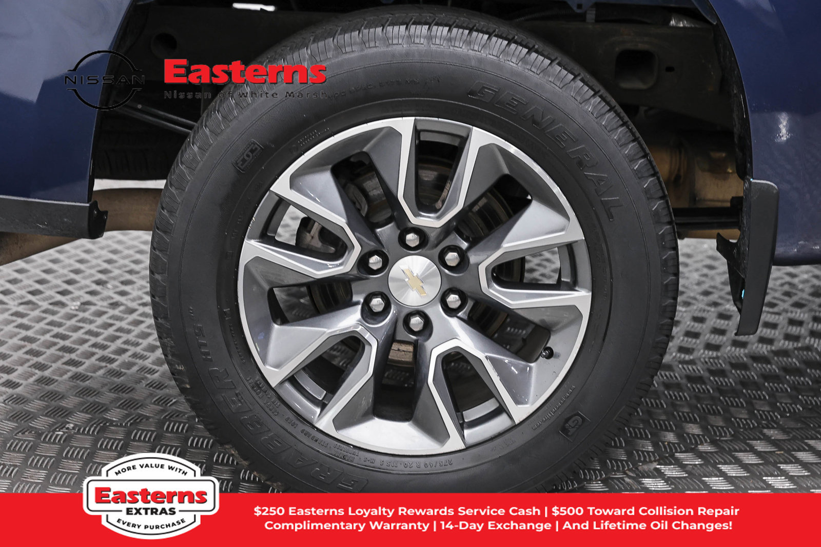 Used 2023 Chevrolet Silverado 1500 LT AWD/4WD image 32