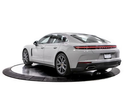 New 2026 Porsche Panamera RWD image 3