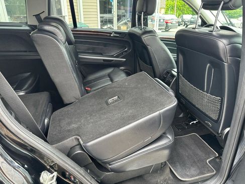 Used 2011 Mercedes-Benz GL 450 4MATIC w/ Premium 2 Pkg image 22