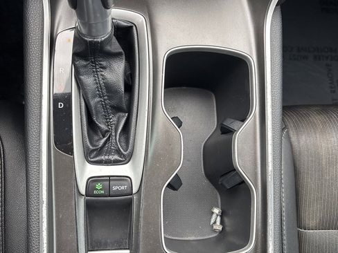 Used 2020 Honda Accord Sport image 15