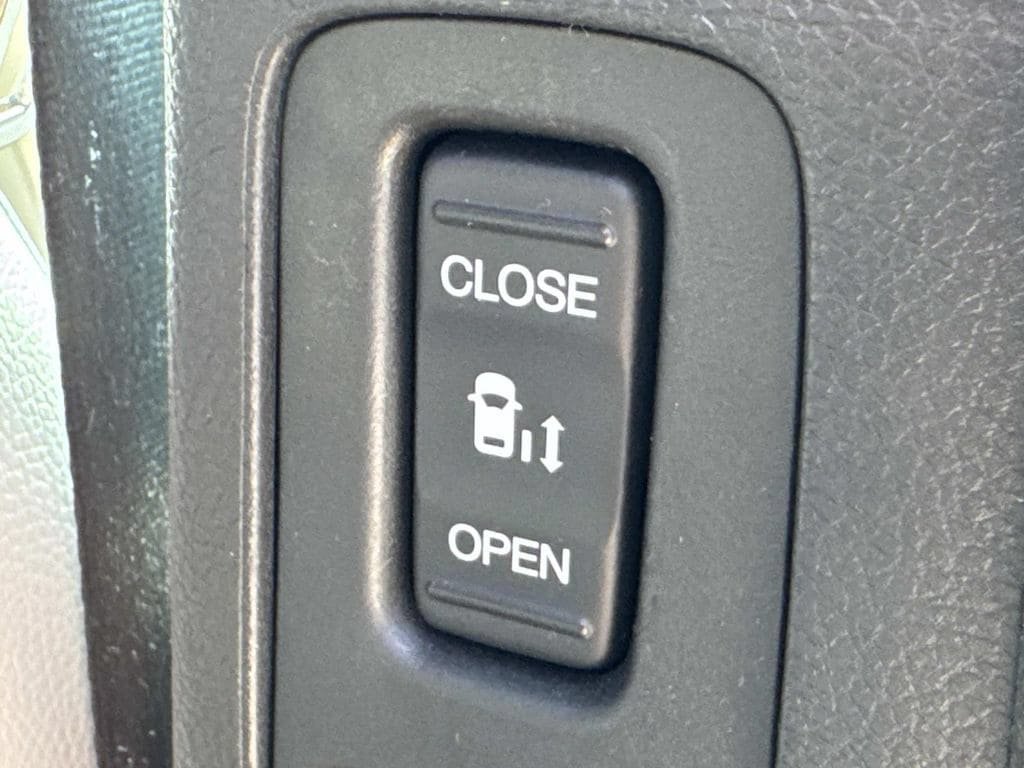Used 2025 Honda Odyssey EX-L image 23