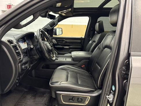 Used 2021 RAM 1500 Limited w/ Night Edition AWD/4WD image 18