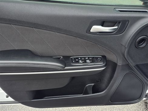 Used 2023 Dodge Charger SXT image 13