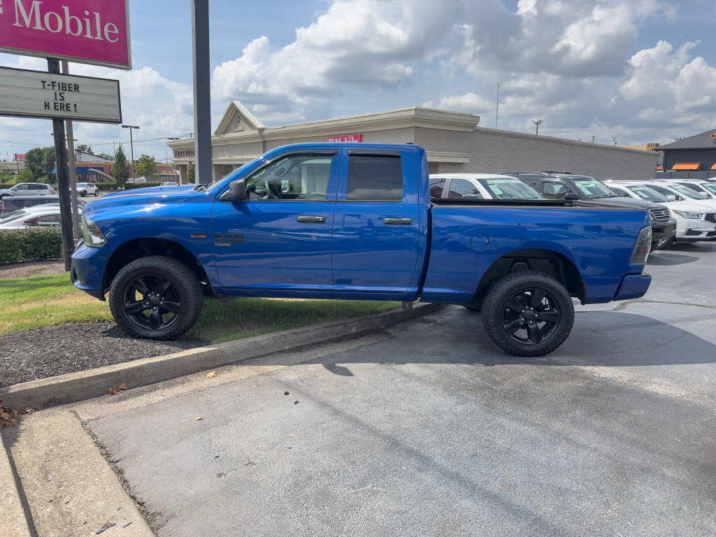 Used 2019 RAM 1500 Express w/ Express Value Package AWD/4WD image 4