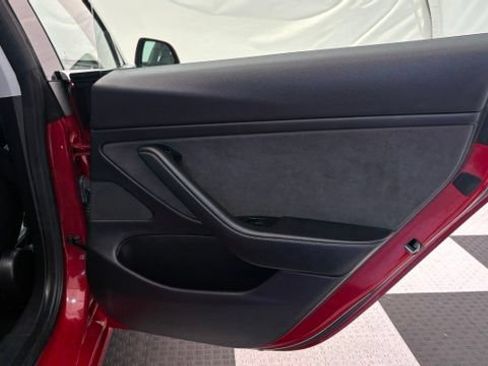 Used 2019 Tesla Model 3 Long Range RWD image 24