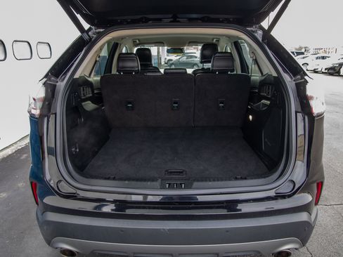 Used 2022 Ford Edge Titanium image 29