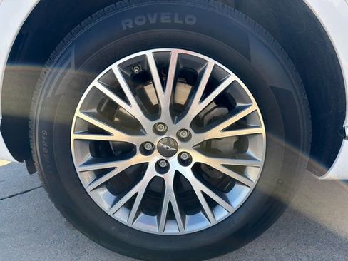 Used 2024 Genesis GV80 2.5T image 10