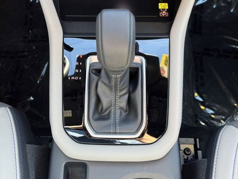 Certified 2025 Subaru Forester Limited image 21