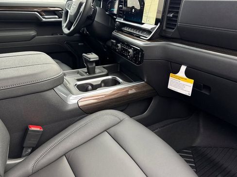 New 2026 Chevrolet Silverado 1500 LT Trail Boss w/ LT Trail Boss Premium Package AWD/4WD image 15