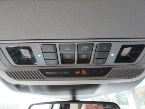 Used 2022 Ford Explorer Limited w/ Equipment Group 301A image 26