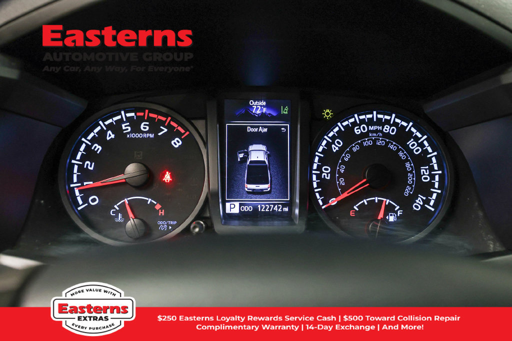Used 2023 Toyota Tacoma SR AWD/4WD image 16