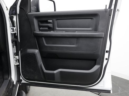 Used 2022 RAM 1500 Tradesman w/ Chrome Appearance Group AWD/4WD image 40