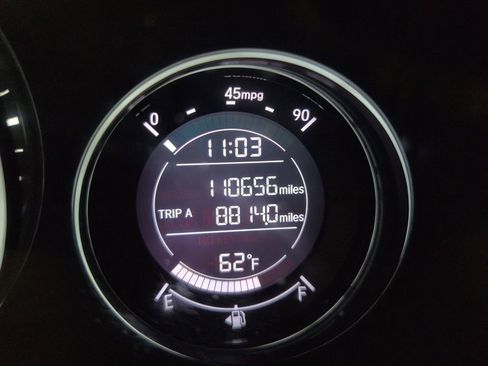 Used 2016 Honda HR-V LX image 25