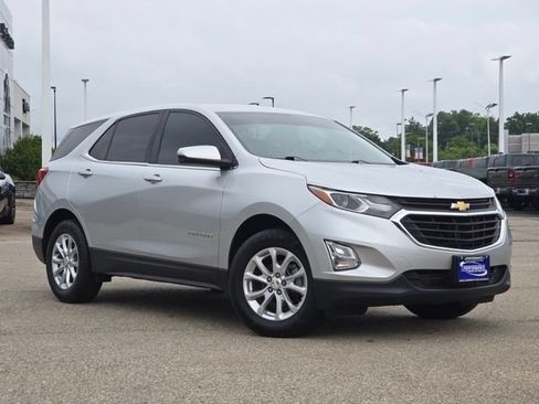 Used 2019 Chevrolet Equinox LT AWD/4WD image 2