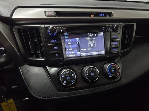 Used 2017 Toyota RAV4 LE w/ All Weather Liner Package AWD/4WD image 24