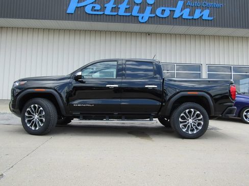New 2026 GMC Canyon Denali AWD/4WD image 11