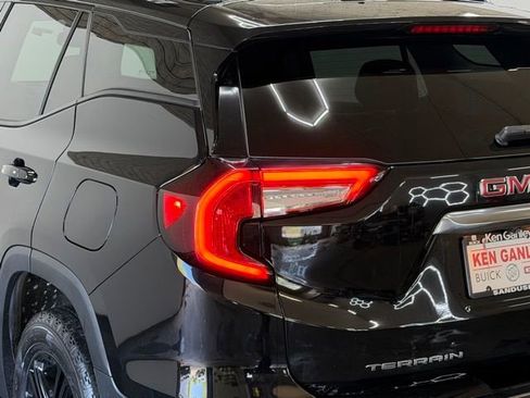Used 2022 GMC Terrain AT4 AWD/4WD image 7