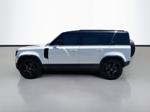 Used 2023 Land Rover Defender 110 SE AWD/4WD image 2