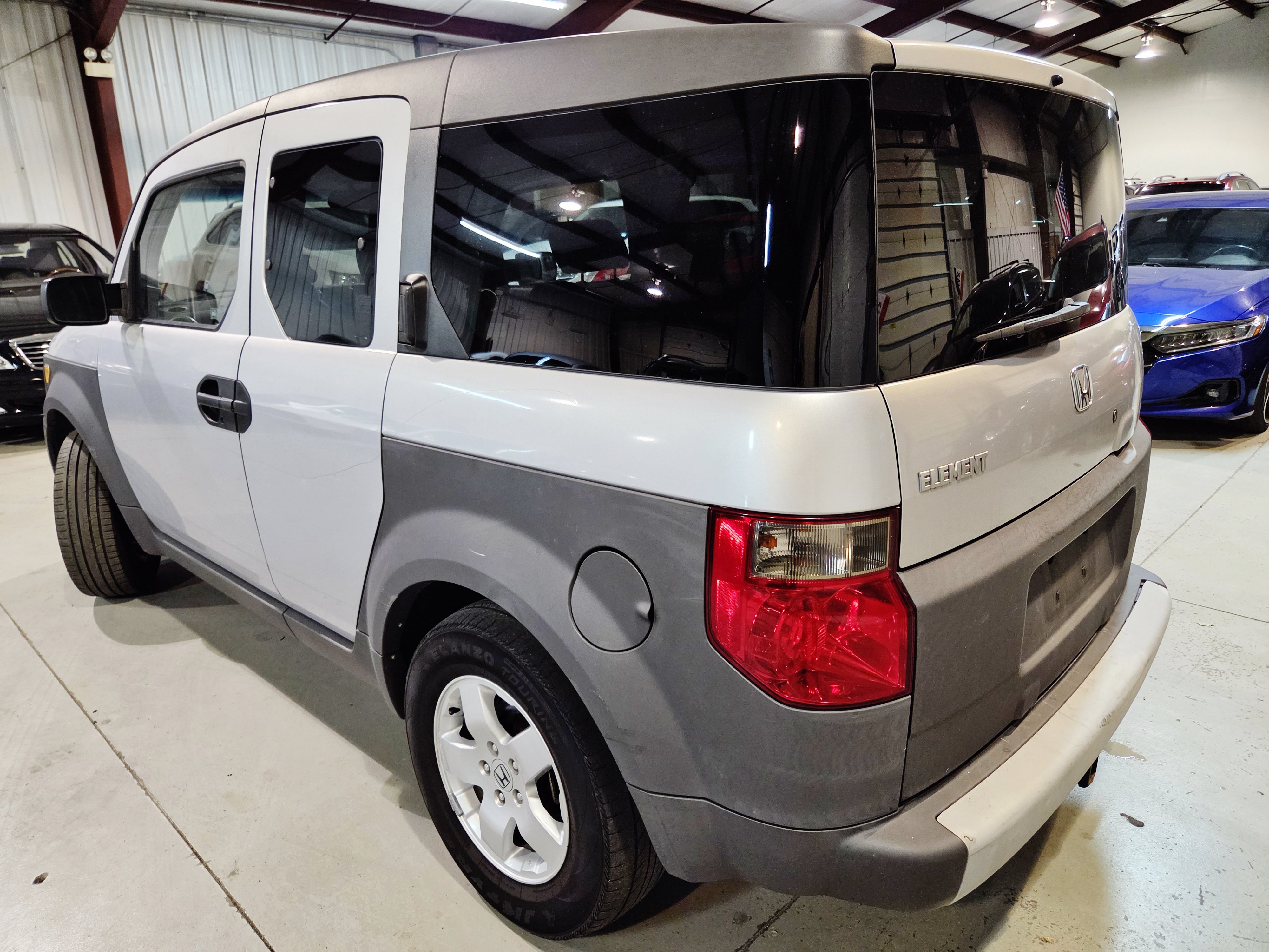 Used 2004 Honda Element EX image 4
