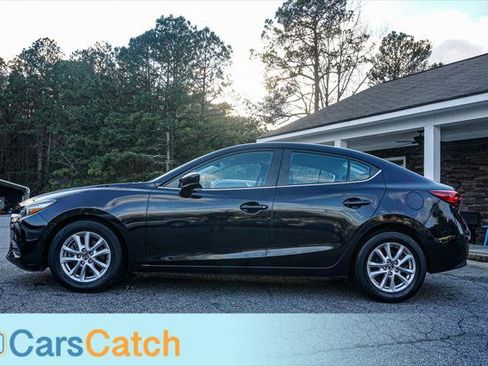 Used 2018 MAZDA MAZDA3 Sport w/ Preferred Equipment Package image 8