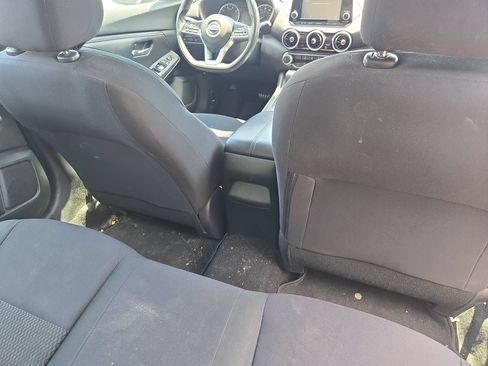 Used 2020 Nissan Sentra S FWD image 11