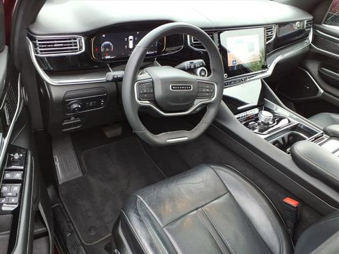 Used 2022 Jeep Wagoneer Series I w/ Premium Group I AWD/4WD image 20