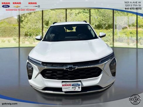 Used 2026 Chevrolet Trax LT w/ Driver Confidence Package FWD image 2