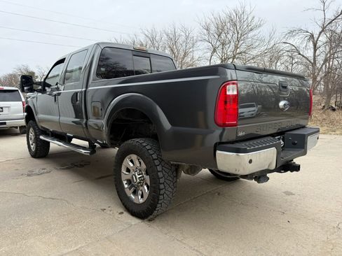 Used 2016 Ford F250 Lariat w/ Lariat Interior Package AWD/4WD image 5
