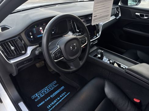 Used 2023 Volvo S60 B5 Plus w/ Climate Package image 10