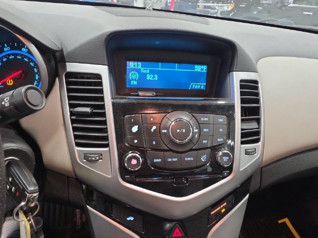 Used 2016 Chevrolet Cruze LS FWD image 7