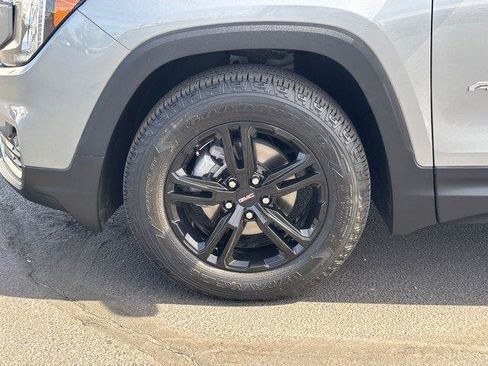 Used 2024 GMC Terrain AT4 w/ Tech Package AWD/4WD image 10