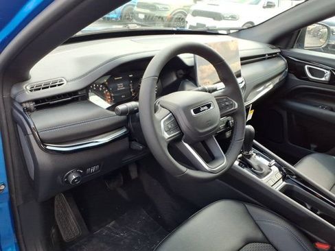 New 2026 Jeep Compass Latitude AWD/4WD image 5