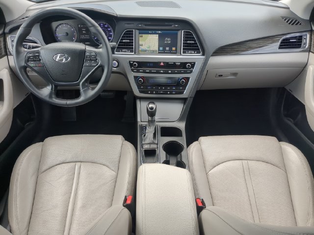 Used 2015 Hyundai Sonata Limited w/ Option Group 05 FWD image 15