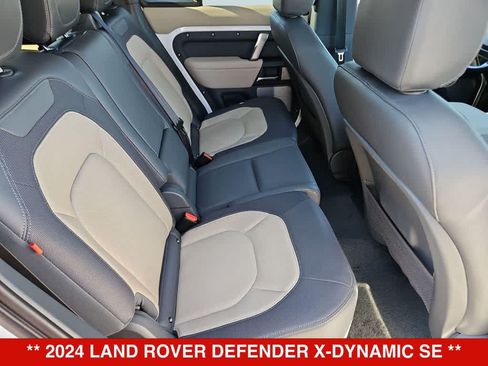 Used 2024 Land Rover Defender 130 X-Dynamic SE AWD/4WD image 20