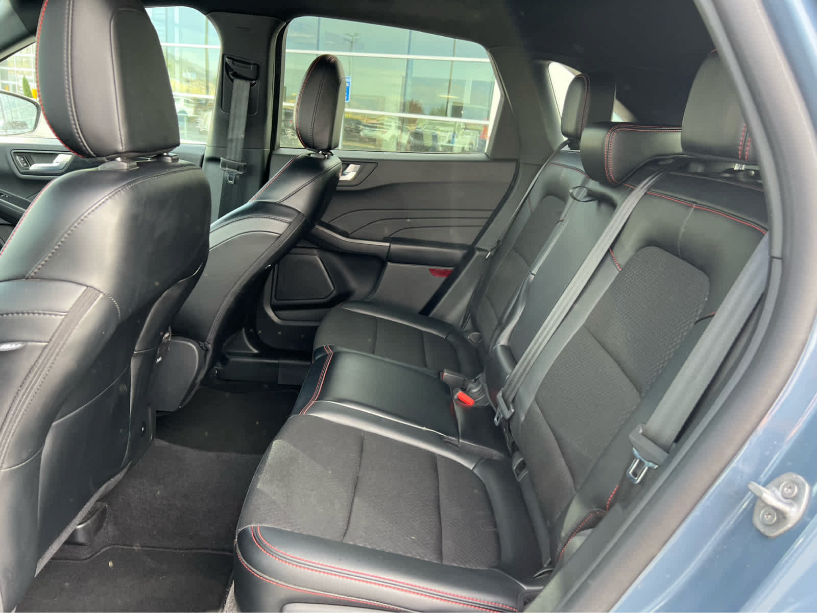 Used 2025 Ford Escape ST-Line Select AWD/4WD image 28