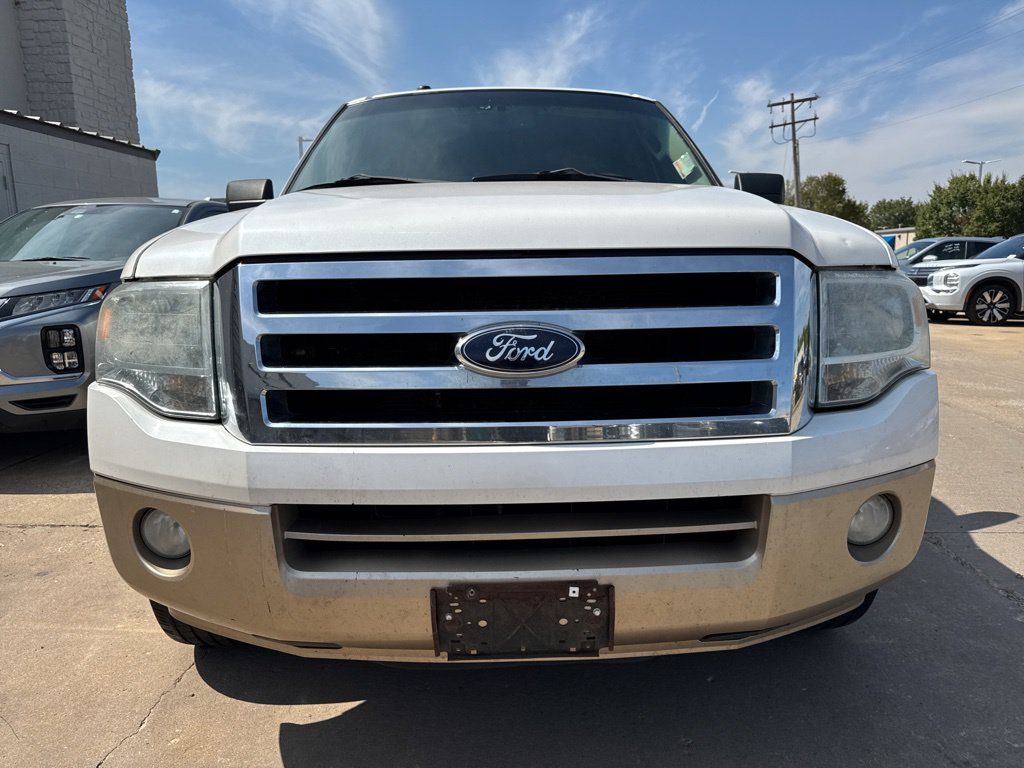 Used 2012 Ford Expedition XLT RWD image 3