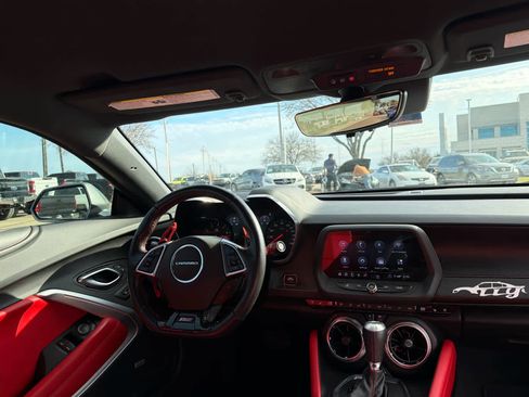 Used 2020 Chevrolet Camaro SS image 8