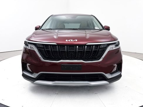 Used 2024 Kia Carnival LX image 13