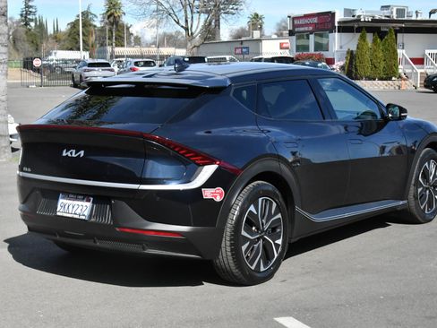 Used 2024 Kia EV6 Light image 8