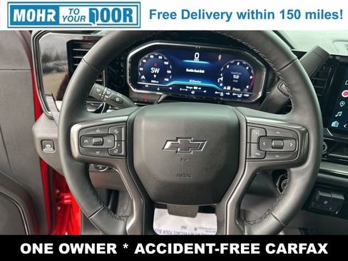 Used 2025 Chevrolet Silverado 2500 ZR2 w/ Technology Package image 16