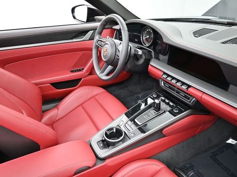 Used 2024 Porsche 911 Carrera S image 10