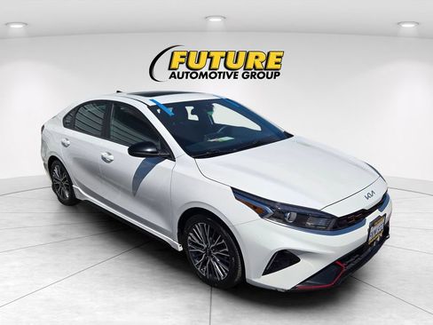 Used 2024 Kia Forte GT-Line w/ GT-Line Premium Package FWD image 1