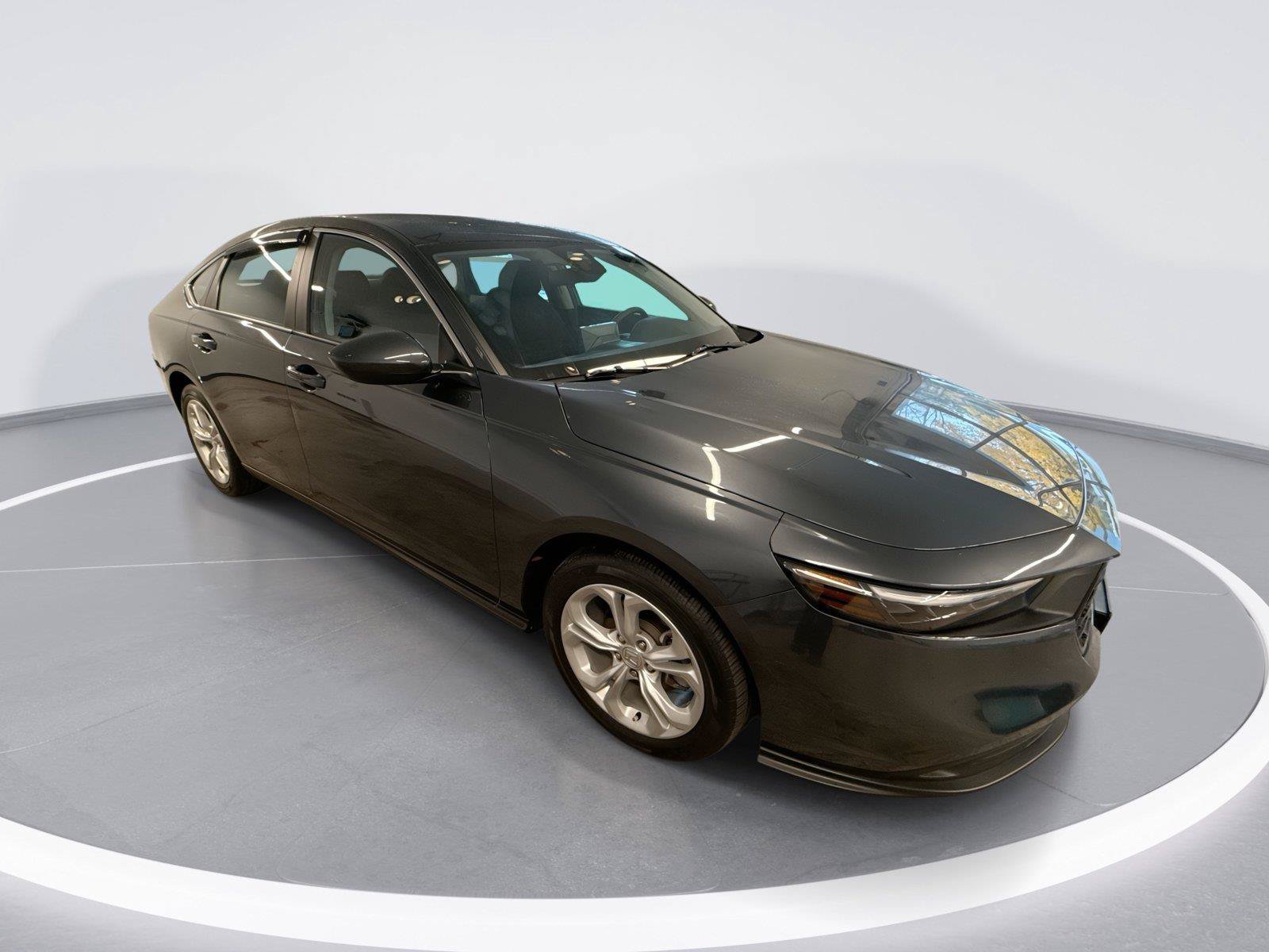 Used 2023 Honda Accord LX image 1