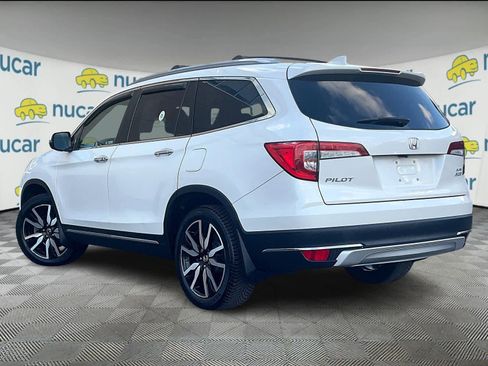 Used 2019 Honda Pilot Elite image 4