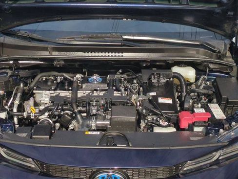 Used 2021 Toyota Corolla LE image 20