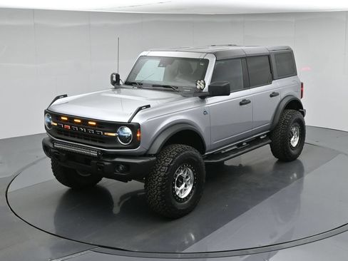 Used 2023 Ford Bronco Black Diamond AWD/4WD image 35