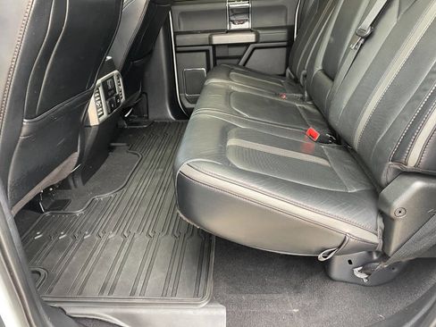 Used 2020 Ford F250 Platinum w/ FX4 Off-Road Package image 28